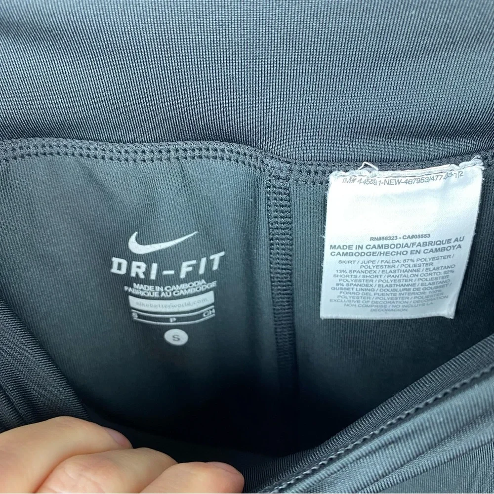 Black Nike Skort - Picture 10 of 10